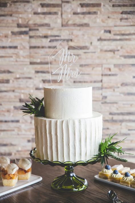 41 Simple Wedding Cakes to Suit All Celebrations - hitched.co.uk Wedding Cakes Textured, Modern Romantic Wedding Cake, Simple White Wedding Cake, Modern Cake Toppers, Geometric Cake, Modern Cake, Boho Cake, Summer Cake, Small Wedding Cakes