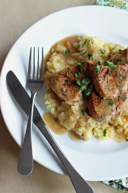 Shallot Sauce, Potatoes Mashed, Make Ahead Mashed Potatoes, Pork Medallions, Baked Rice, Cubed Potatoes, Potato Sides, Smashed Potatoes, Stuffed Pork Tenderloin