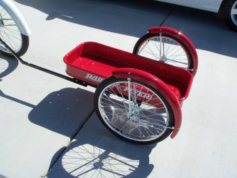 show your bike trailer! and how you hook it up to your bike! | Rat Rod Bikes Bike Wagon, Bicycle Trailers, Bike Cargo Trailer, Bike Cart, Lowrider Bicycle, Rat Rod Bike, Trailer Diy, Bicycle Trailer, Velo Vintage