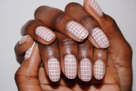 Grid Nails, Nail Art Short Nails, Nail Art Short, Plaid Nail Designs, Negative Space Nail Art, Negative Space Nails, Space Nails, Geometric Nail Art, Fall Manicure