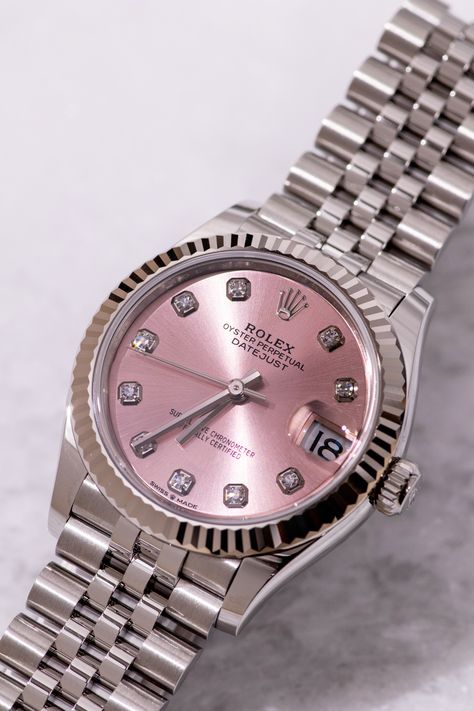 Rolex Oyster Perpetual Datejust Watch with Light Pink Dial 31mm Rolex Datejust Women, Rolex Oyster Perpetual Datejust, Fashion Bible, Rolex Women, Oyster Perpetual Datejust, Expensive Jewelry Luxury, Pink Watch, Womens Watches Luxury, New Romantics