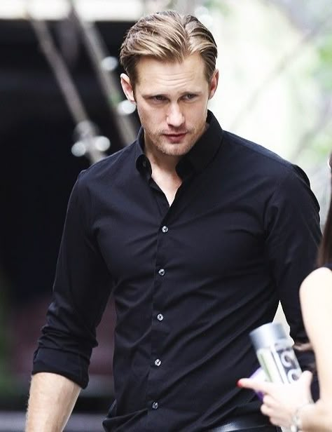 Alexander Skarsgard- Eric Northman mmmm (and wouldn't he make a great Lestat?!) Skarsgard Family, Alex Skarsgard, Alexander Johan Hjalmar Skarsgård, Alexander Ludwig, Eric Northman, Ryan Guzman, Taylor Kitsch, Joe Manganiello, Alexander Skarsgård