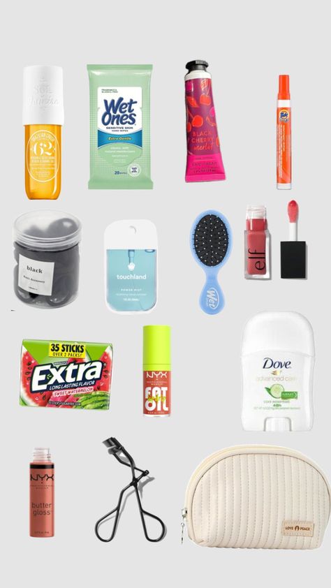 Emergency Kit for girls ￼ Highschool Essentials, Kit For School, Emergency Kit For Girls, Middle School Essentials, Back To School List, School Emergency Kit, School Wishlist, School Backpack Essentials, Middle School Survival