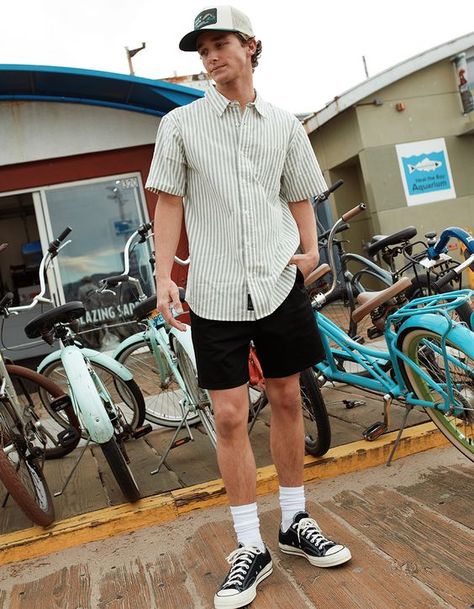 I make perfect good material Skater Shorts Outfits Men, Cotton Shorts Outfit Men, Mens Basketball Shorts Outfit, Short People Outfits Men, Mens Short Shorts Outfits, Men Outfit With Shorts, Mens Summer Fashion Shorts, Polo And Shorts Outfit Men, Mens Beach Outfits Casual