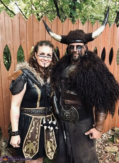 Diy Viking Costume, Viking Love, Viking Halloween Costume, Viking Birthday, Vikings Halloween, Viking Party, Viking Cosplay, Halloween Circus, Ren Faire Costume