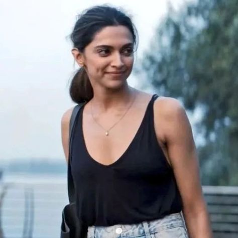 Deepika In Black, Deepika Padukone Gehraiyaan, Glamping Weddings, Dipika Padukone, Deepika Padukone Style, Celebrity Casual Outfits, Fancy Sarees Party Wear, Traditional Indian Dress, Beauty Face Women