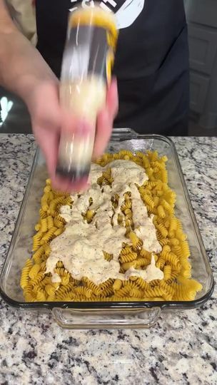 172K views · 1.9K reactions | Dump and Bake: Garlic Parmesan Chicken Pasta 😋 | Dump and Bake: Garlic Parmesan Chicken Pasta 😋 | By Bussin Eats | Facebook Dump And Bake Garlic Parm Chicken Pasta, Dump And Bake Garlic Parmesan Chicken Pasta, Garlic Parmesan Chicken Bake, Dump And Bake Chicken Parmesan, Garlic Parmesan Chicken Pasta Bake, Bww Parmesan Garlic Chicken Pasta, Garlic Parmesean Chicken, Pasta Dump, Bussin Eats