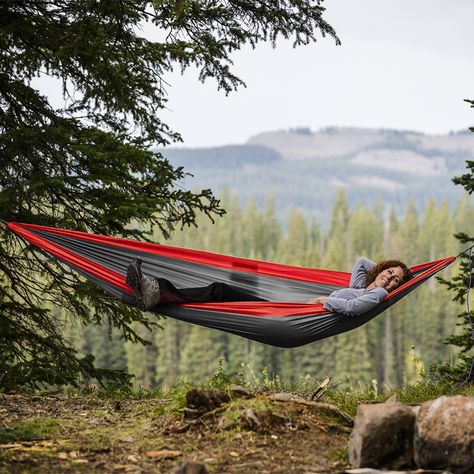 Yard Flowers, Portable Hammock, Relaxing Outdoors, Hammock Stand, Popular Mens Fashion, Home Decor Outdoor, Decor Outdoor, Garden Outdoor, Outdoor Garden Furniture