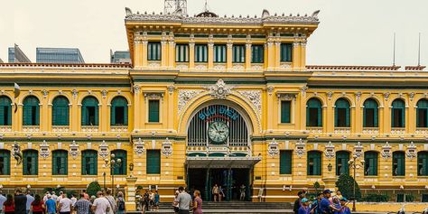 "Saigon Central Post Office Named Among Top 2 Most Beautiful Post Offices in the World" French Style Architecture, Liberty New York, Old Post Office, Green Windows, Office Names, European Architecture, Information Architecture, Unique Architecture, Main Entrance