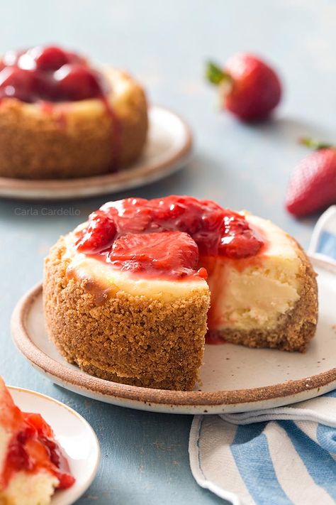 4 Inch Cheesecake Recipe - Homemade In The Kitchen 4inch Cheesecake Recipes, Individual Baked Cheesecakes, 4 In Cheesecake Recipe, 4in Cheesecake Recipes, 4 Inch Cheesecake Recipes, Personal Cheesecake Recipe, Small Cheesecake Recipes 6 Inch, Single Serving Cheesecake, 4 Inch Cheesecake