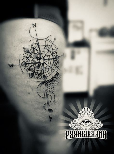 Mandala Compass Tattoo Men, Mandala Compass Tattoo Feminine, Northern Tattoo, Vintage Compass Tattoo, Geometrical Mandala, Mandala Compass Tattoo, Mandala Compass, Nautical Compass Tattoo, Pegasus Tattoo