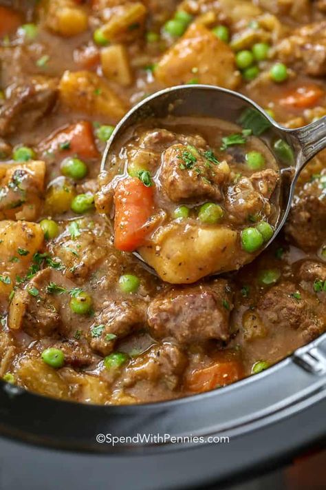 Crockpot Beef Stew | Spend With Pennies | Bloglovin’ Mac And Cheese Rezept, General Tao Chicken, Crockpot Beef Stew, Stew Crockpot, Easy Beef Stew, Beef Stew Crockpot, Pot Beef Stew, Recipe Beef, Spend With Pennies