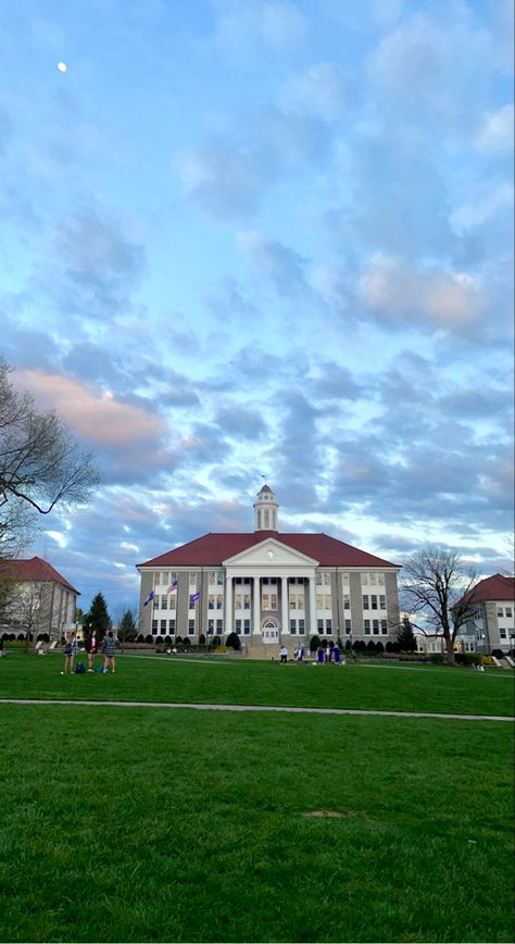 Jmu Dukes, James Maddison, Dream Collage, College Vision Board, James Madison University, College List, College Board, Off To College, College Aesthetic