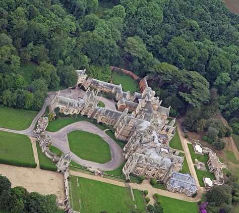 Harlaxton Manor, Study Abroad Travel, English Gothic, Lincolnshire England, Kentucky University, English Manor Houses, English Castles, Castle Mansion, Stately Homes