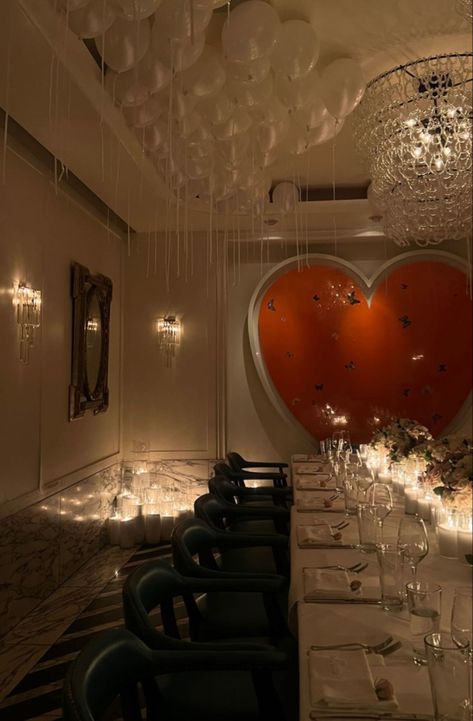 Private Birthday Dinner Party, Birthday Dinner Aesthetic, Bae Birthday, Aquarius Szn, Birthday Dinner Ideas, Private Dinner Party, Birthday Dinner Menu, Bday Vibes, Luxury Birthday Party