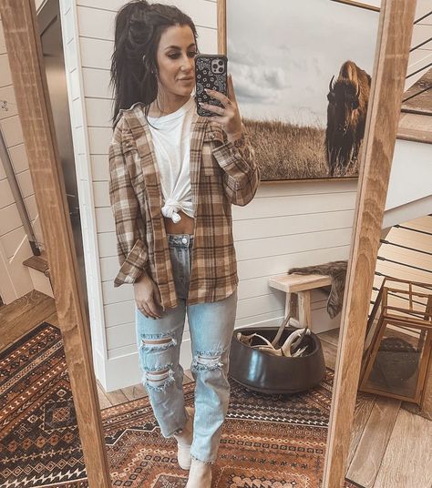 Chelsea Houska Style, Edgy Mom Outfits, Edgy Mom Style, Stylish Mom Outfits, Chelsea Houska, Chelsea Deboer, Trendy Mom Outfits, Going Out Outfit, Fall Ootd