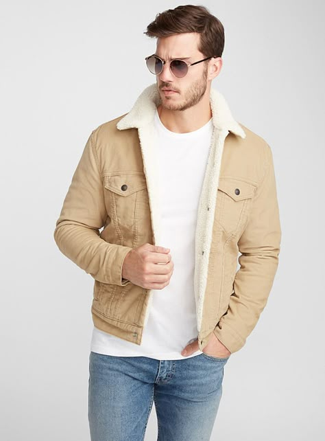 Corduroy Trucker jacket | Levi's | Shop Men's Jackets & Vests Online | Simons Levis Trucker Jacket Men, Beige Jacket Outfit Men, Sherpa Jacket Outfit Men, Beige Jacket Outfit, Brown Jacket Outfit, Sherpa Jacket Outfit, Levis Sherpa Jacket, Jacket Outfit Men, Levis Sherpa