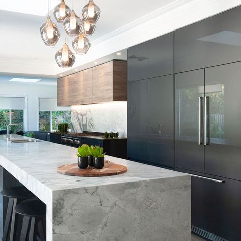 Carlingford Project / Projects / Polytec Modern Kitchen Splashbacks, Kitchen Cabinets Drawing, Marble Top Kitchen Island, Panel Kitchen Cabinets, Galley Kitchen Layout, Marble Backsplash Kitchen, Marble Kitchen Island, White Marble Kitchen, Galley Kitchens