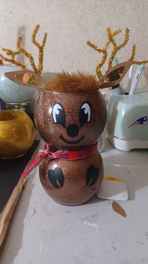 Dollar Tree Fanatics Crafts & Decor | He is all done. Dollar Tree fish bowls and pipe cleaners,vinyl and faux fur Fishbowl Craft, Gingerbread Diy Crafts, Diy Christmas Hats, Globe Crafts, Fish Bowls, Beautiful Christmas Scenes, Christmas Reindeer Decorations, Christmas Decorations Diy Crafts, Rudolph Christmas