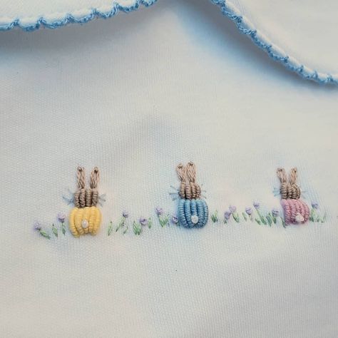 Jenn on Instagram: “Bunnies in sweaters 🐰⚘ . . . #handembroidery #customembroidery #bullionstitch #bullionembroidery #bullionbunnies #easteroutfit…” Easter Hand Embroidery, Embroidery Baby Blanket, Embroidery Bunny, Circle Embroidery, Embroidered Ornaments, Bullion Stitch, Baby Dress Embroidery, Bullion Embroidery, Basic Hand Embroidery