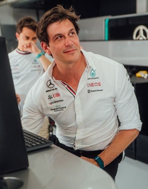 Toto Wolff Handsome, Forza Ferrari, Aryton Senna, Toto Wolff, F1 Wallpaper Hd, Formula 1 Car Racing, Racing Drivers, Love My Man, Formula 1 Car