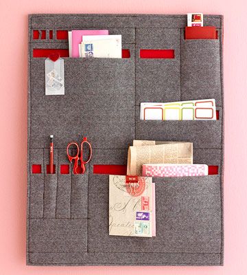 so cute and functional.  maybe use the grey velvet i have? Felt Organizer, Mail Sorter, Organize Fabric, Mail Organizer, Diy Couture, Fabric Projects, Felt Diy, Sewing Room, Felt Crafts