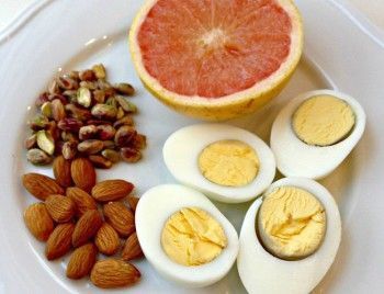 Snacks Diy, Breakfast Low Carb, Grapefruit Diet, Diet Regimen, Overnight Oat, Egg Diet, Diet Vegetarian, Fat Loss Diet, Fat Burning Foods