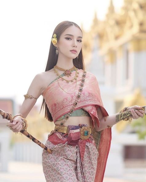 Thai Inspired Outfits, Yoshi Rinrada, Thailand Outfits, Thai Traditional Clothing, Thailand Outfit, Traditional Thai Clothing, Thai Wedding Dress, Thai Clothes, African Print Dress Ankara