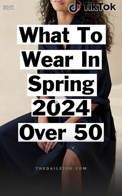 Hiking Captions For Instagram, Casual Spring Outfits, Capsule Wardrobe Casual, Hiking Outfit Spring, Spring Wardrobe Essentials, Hiking Hairstyles, Hiking Outfit Fall, Stylish Outfits For Women Over 50, Hiking Outfit Women