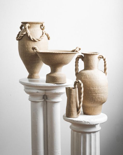 Aimee McLaughlin On Starting a Ceramics Podcast (Pot-cast?) and Why Ceramics is Like Therapy - Sight Unseen Greek Interior Design, Greek Decor, Greek Pottery, Sight Unseen, Pottery Handbuilding, Wheel Thrown Pottery, Clay Vase, Ceramics Pottery Art, Art N Craft