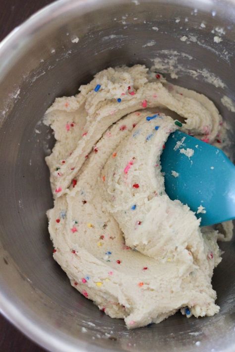 Edible Batter, Edible Sugar Cookie Dough, Sugar Cookie Dough Recipe, Cookie Dough Ingredients, Edible Confetti, Edible Cookie Dough Recipe, Cookie Dough To Eat, Eat A Lot, Sugar Pie