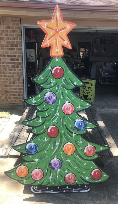 Christmas Tree Wood Cutout Yard Art, Christmas Yard Wood Cutouts, Christmas Tree With Cardboard, Wooden Grinch Tree, Christmas Wooden Yard Decorations, Wooden Diy Christmas Decor, Christmas Cutouts Wooden Yard, Christmas Plywood Cutouts, Yard Wood Cutouts