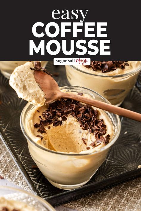 This easy coffee mousse is just 5 ingredients and 15 minutes of effort for the creamiest, light and fluffy coffee latte in mousse form. Fluffy Coffee, Pudding Recept, Coffee Mousse, Creamy Coffee, Easy Coffee, Small Desserts, Mousse Recipes, Creamy Desserts, Coffee Dessert