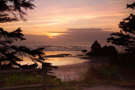 Twilight Nature, Nature 4k, 4k Photos, Travel Canvas, Beach Towns, Northwest Coast, Oregon Travel, Cannon Beach, Landscape Pictures