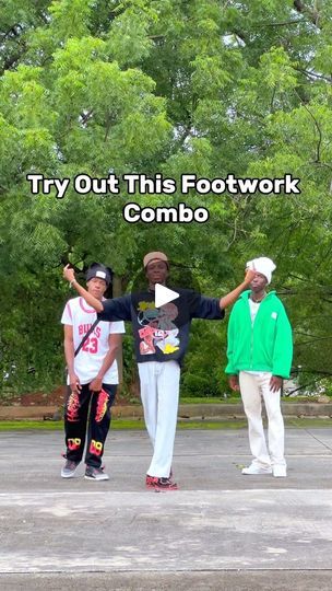 Footwork Dance, Hiphop Dance, Dance Class, Just Dance, Dance Moves, Dancing, Dancer, Hip Hop