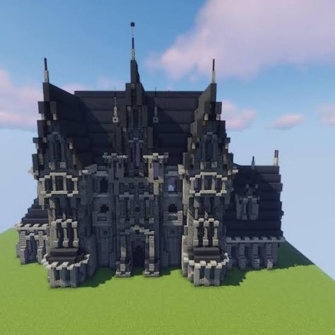 Goth Minecraft Builds, Minecraft Gothic House, Home Minecraft, Minecraft Bases, Minecraft Kingdom, Modern A Frame, Gothic Mansion, Minecraft Mansion, Minecraft Structures