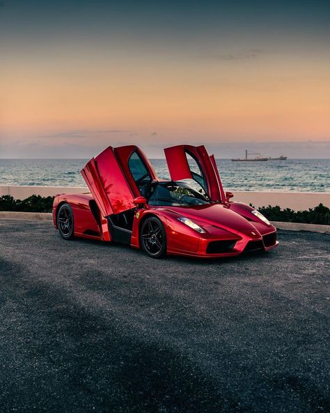 Spencer Modes | Rosso F1 2007 😋 @nextgenclassics #respraytheenzos #ferrari #enzo #ferrarienzo #rossof12007 | Instagram Ferrari Car Aesthetic, F1 2007, Aesthetic Car Accessories, Hellcat Redeye, Tokyo Drift Cars, Hd Photography, Dodge Srt, Tokyo Drift, Lexus Lfa