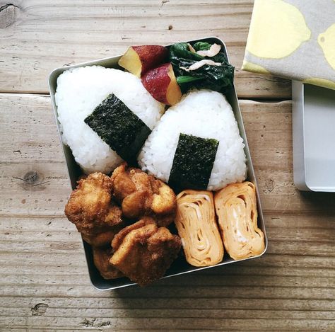 Bento Box Aesthetic, Japanese Food Bento, Bento Recipes, Bento Boxes, Kawaii Food, Japan Food, Bento Lunch, Cafe Food, Bento Box