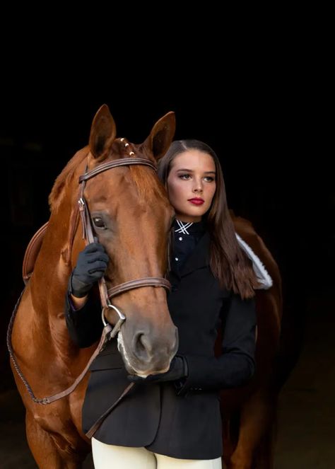 Company Spotlight: Blue Ribbon Beauty - Decidedly Equestrian Old Ralph Lauren, Show Makeup, Farm Ideas, Straight Bob, Ralph Lauren Style, Horse Show, New Business, Horse Girl, Show Horses