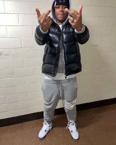 Sha Ek Drill Rapper, Sha Ek, Drill Pfp, King Pic, Nyc Fits, Drip Outfit Men, Mens Puffer Jacket, New York Pictures, Swag Outfits Men