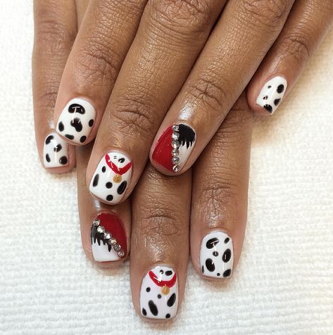 Peter Pan Nails, Dalmatian Nails, Disney Manicure, Toy Story Nails, Disney Nail Art, Disney Princess Nails, Hercules Disney, Disney Nail Designs, Mickey Mouse Nails