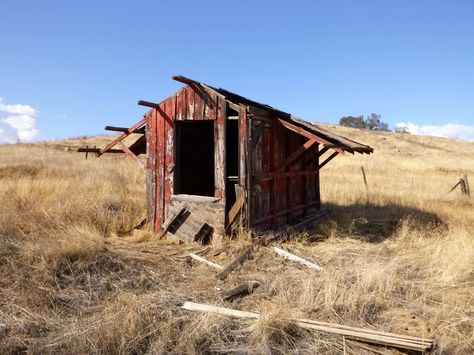 An old cowboy line shack. Fresno County, California. DSMc.2013 Abandoned Shack, Old Shack, Urban Illustration, Shack House, Old Cowboy, Frat House, Fresno County, Photo Dream, Building Images