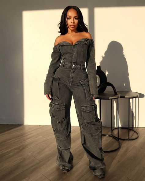 Restock Alert ✨ “Ultimate Denim Off Shoulder Jumpsuit” Denim Jumpsuit Outfit, Long Sleeve Denim Jumpsuit, Cargo Jumpsuit, Denim Wide Leg, Off Shoulder Jumpsuit, Casual Day Dresses, Jumpsuit Outfit, Maxi Dress Party, Denim Jumpsuit