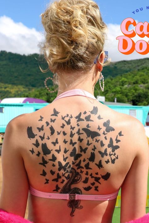 How Can We Calm Down When Taylor Swift’s Heart Earrings Are This Extraordinary? Taylor Swift New Album, Taylor Swift Tattoo, New Lyrics, Taylor Swift New, S Heart, Taylor Swift Album, Going Out Outfits, Calm Down, Taylor Alison Swift