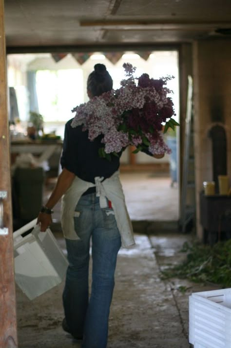 Florist Brand, Flower Shop Design, Brand Stylist, Flower Farmer, Florist Shop, Farm Shop, Garden Shop, Branding Photoshoot, Branding Photos