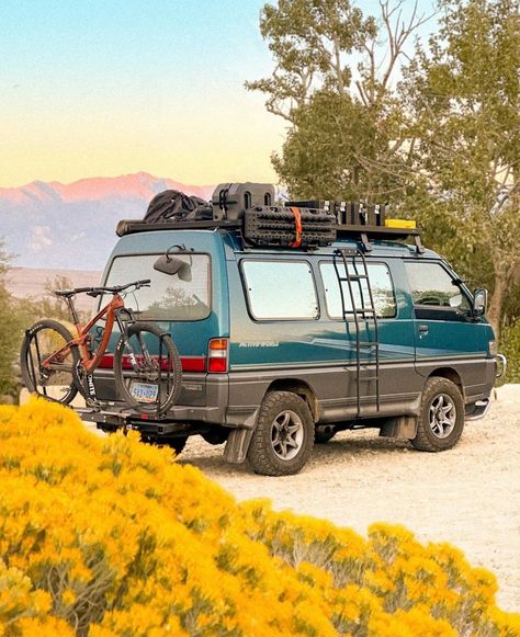 Delica Van, Suzuki Vitara 4x4, Mobil Off Road, Van Camp, Toyota Van, Mitsubishi Delica, Adventure Car, Mitsubishi Cars, Build A Camper Van