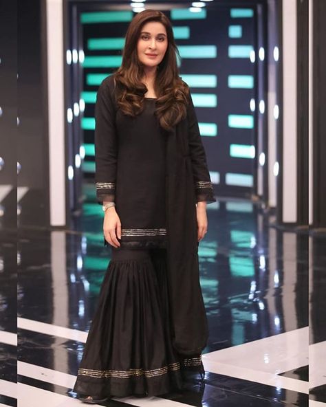 Dr. Shaista Lodhi (@iamshaistalodhi) • Instagram photos and videos Black Kurti Design, Black Dress Design, Pakistani Sharara Suit, Black Salwar Suit, Black Salwar, Modest Black Dress, Black Pakistani Dress, Pakistani Sharara, Dress Design Pakistani