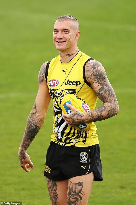 Dustin Martin Wallpaper, Afl Players Wallpapers, Dusty Martin, Afl Richmond, Rugby Guys, Richmond Afl, Dustin Martin, Richmond Football Club, Male References