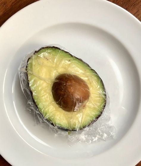 Submerging your avocados in water isn't safe. Here's how to store them instead Avocado In Water, Avocados In Water, Avocado Storage, How To Store Avocado, Storage Hack, Chunky Guacamole, How To Cut Avocado, Fridge Shelves, Knife Skill