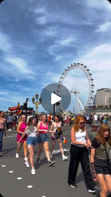 𝑬𝒙𝒄𝒊𝒕𝒊𝒏𝒈 𝑻𝒐𝒖𝒓𝒊𝒔𝒎 on Instagram: "#reels #london #londonlife #2024London #reelsvideo #uk #karasevda #instagram #europe #westminster #westminsterbridge #elizabethtower #excitingtourism #walking #travel #tourism" Westminster Bridge, Travel Tourism, London Life, Instagram Reels, Westminster, Tourism, Walking, London, Travel